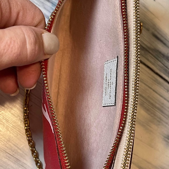 🍀💁🏻♀️Double Zip Pochette - Red Pink Giant🍀💁🏻♀️ - Picture 3 of 16